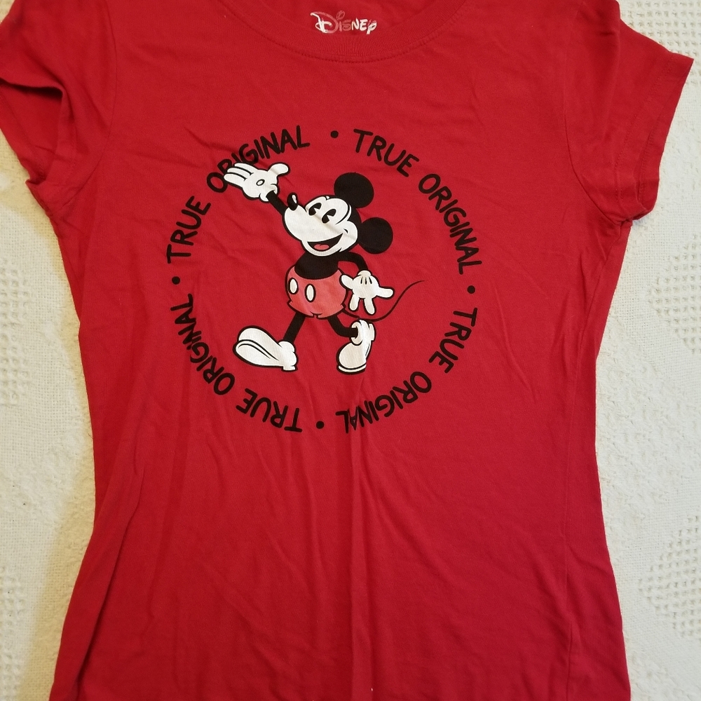 Disney tshirt